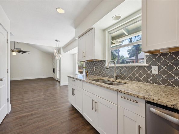 2701 Coatbridge DR, Austin TX 78745