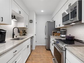 4159 Steck Ave 107, Austin TX 78759