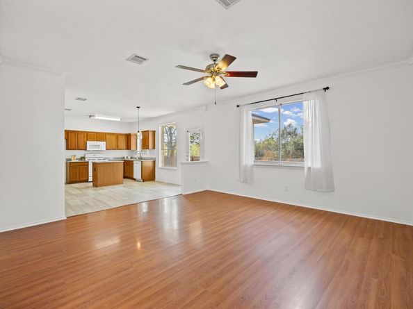 3514 Rock Shelf LN, Round Rock TX 78681