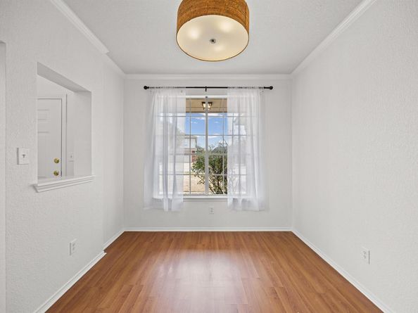 3514 Rock Shelf LN, Round Rock TX 78681