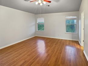 11901 Buzz Schneider LN, Austin TX 78748