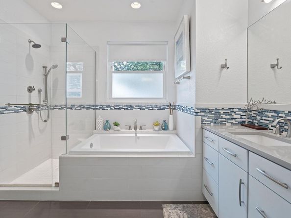 5336 Moon Shadow DR, Austin TX 78735