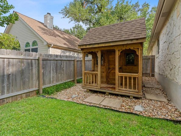 5336 Moon Shadow DR, Austin TX 78735