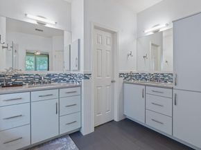 5336 Moon Shadow DR, Austin TX 78735