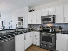 54 Rainey ST 617, Austin TX 78701