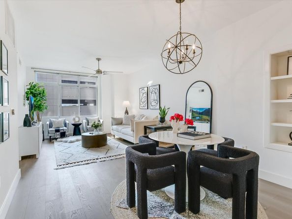 54 Rainey ST 617, Austin TX 78701