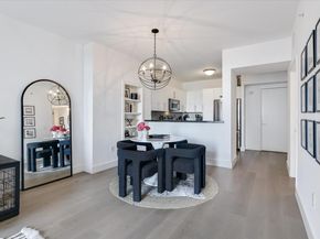 54 Rainey ST 617, Austin TX 78701