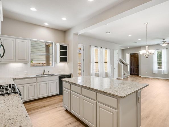 1604 Arcilla ST, Austin TX 78741