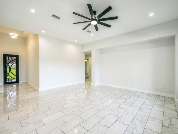 20302 Boggy Ford RD, Lago Vista TX 78645