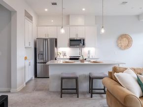 12001 Vista Parke DR 202, Austin TX 78726