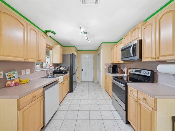 105 Snyders TRL, Liberty Hill TX 78642