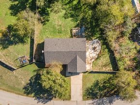 105 Snyders TRL, Liberty Hill TX 78642