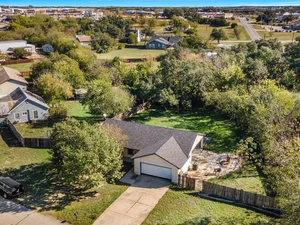 105 Snyders TRL, Liberty Hill TX 78642