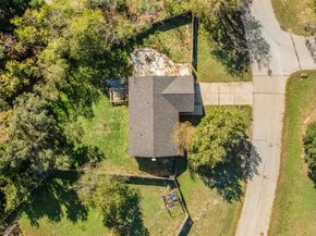 105 Snyders TRL, Liberty Hill TX 78642