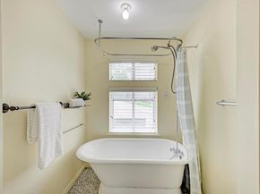 8130 Joy Rd, Volente TX 78641