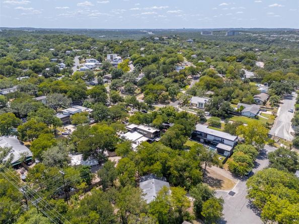 2401 Homedale CIR, Austin TX 78704