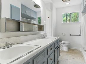 2401 Homedale CIR, Austin TX 78704