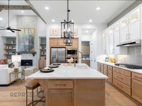 121 Ribera DR, Liberty Hill TX 78642