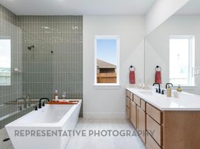 121 Ribera DR, Liberty Hill TX 78642