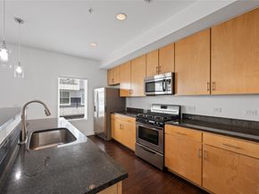 2606 Wilson ST 1104, Austin TX 78704