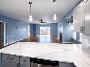 808 W 29th ST 206, Austin TX 78705