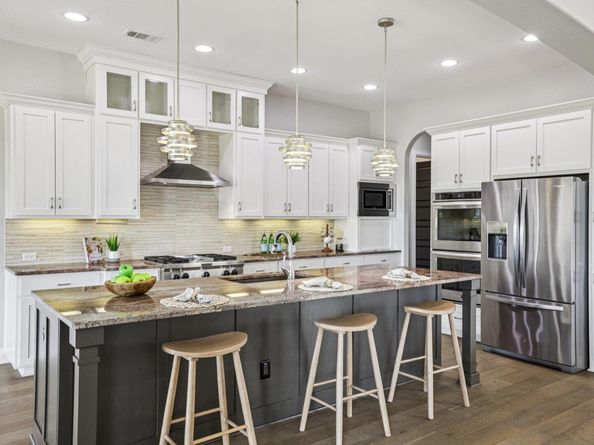 109 Charmstone LN, Georgetown TX 78628