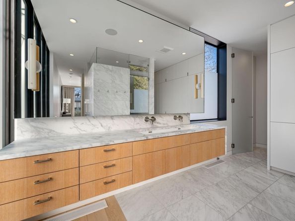 701 W Elizabeth ST, Austin TX 78704