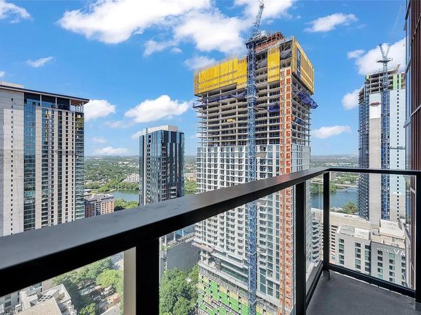 84 East Ave 3208, Austin TX 78701