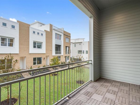 2805 McCurdy ST 3, Austin TX 78723