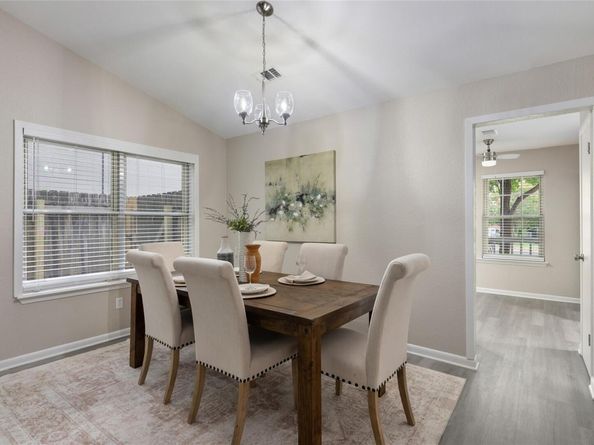4411 Cumbria LN, Austin TX 78727