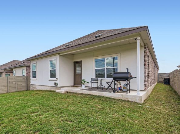 124 Flint Mountain RD, Georgetown TX 78628