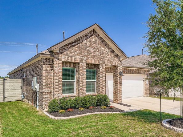 124 Flint Mountain RD, Georgetown TX 78628