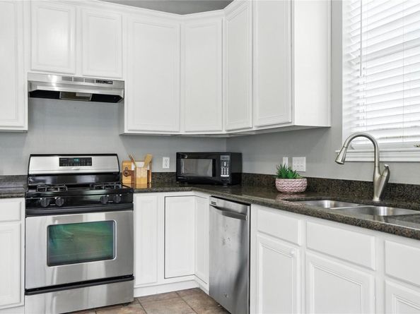 12007 Sky West DR, Austin TX 78758