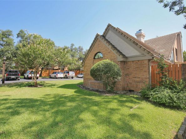 11310 Spicewood Club DR 12, Austin TX 78750