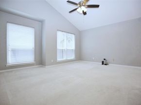 11310 Spicewood Club DR 12, Austin TX 78750