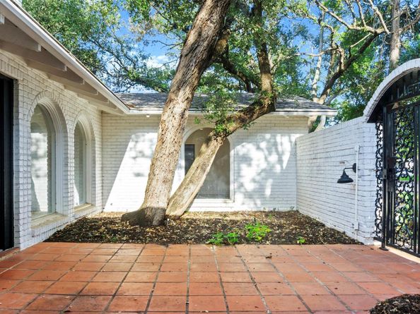 4202 N Hills DR, Austin TX 78731