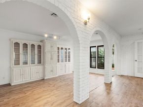 4202 N Hills DR, Austin TX 78731