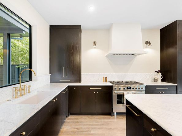 4412 Banister LN 1, Austin TX 78745