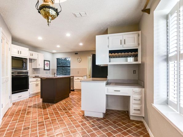 6506 Cascada DR, Austin TX 78750