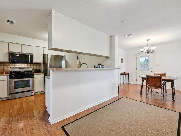 5303 Kings Highway, Austin TX 78745