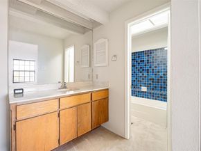 1748 Ohlen RD 16, Austin TX 78757