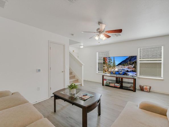 8710 Davis Oaks TRL, Austin TX 78748