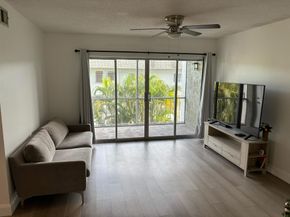 505 Spencer Drive 207, West Palm Beach FL 33409