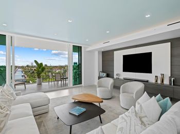 353 Sunset Drive
