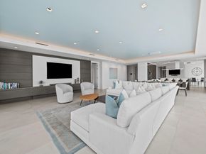 353 Sunset Drive PH02, Fort Lauderdale FL 33301