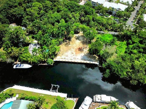 333 SW 14th Way, Fort Lauderdale FL 33312