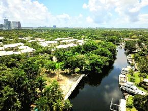 333 SW 14th Way, Fort Lauderdale FL 33312