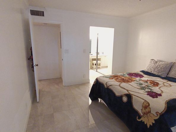 15401 Pembridge Ave 13, Delray Beach FL 33484