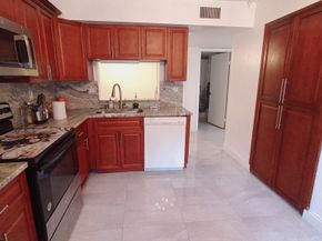 15401 Pembridge Ave 13, Delray Beach FL 33484