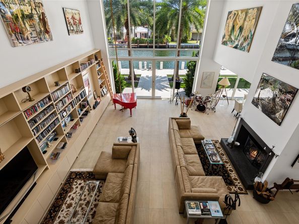 500 Isle Of Capri Dr, Fort Lauderdale FL 33301